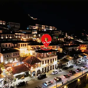 White House Boutique & Restaurant - Since 1999 Berat
