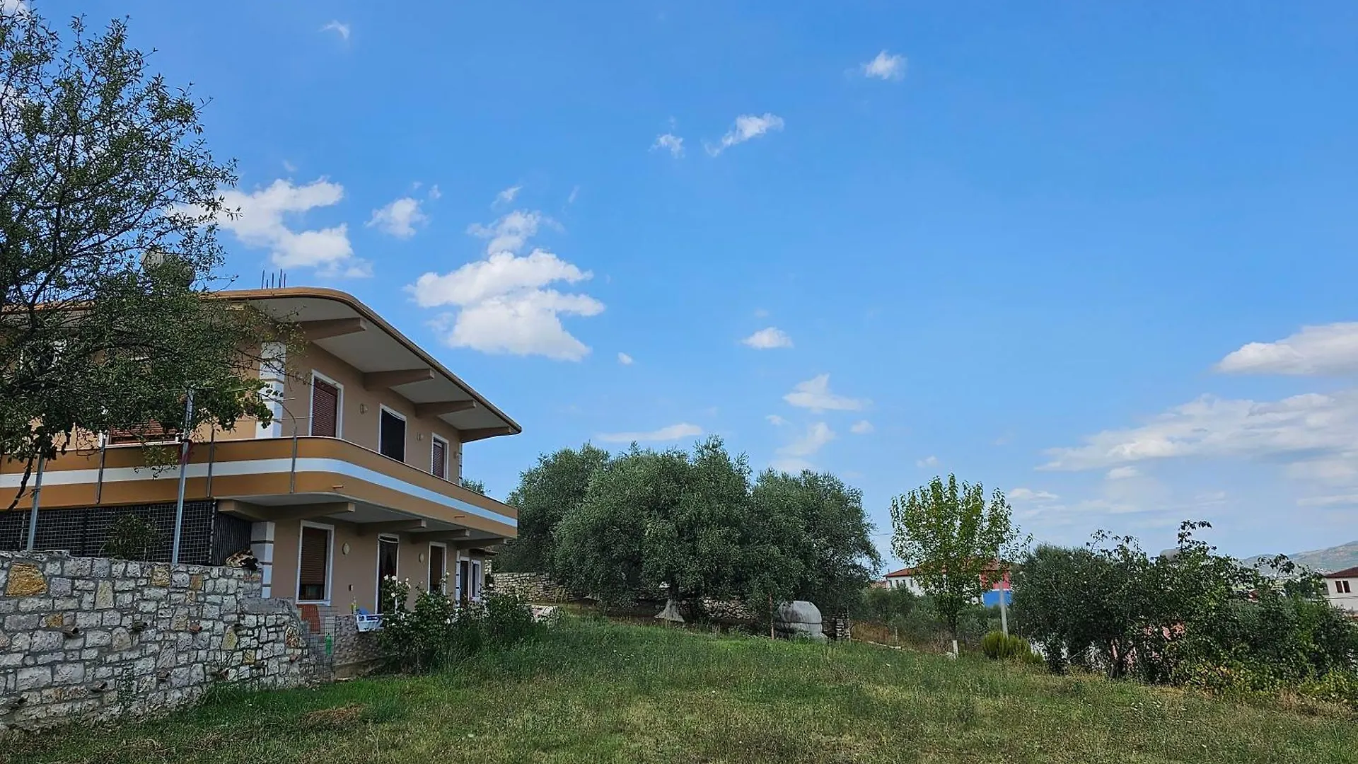 Guesthouse Iljaz Berat Hébergement de vacances