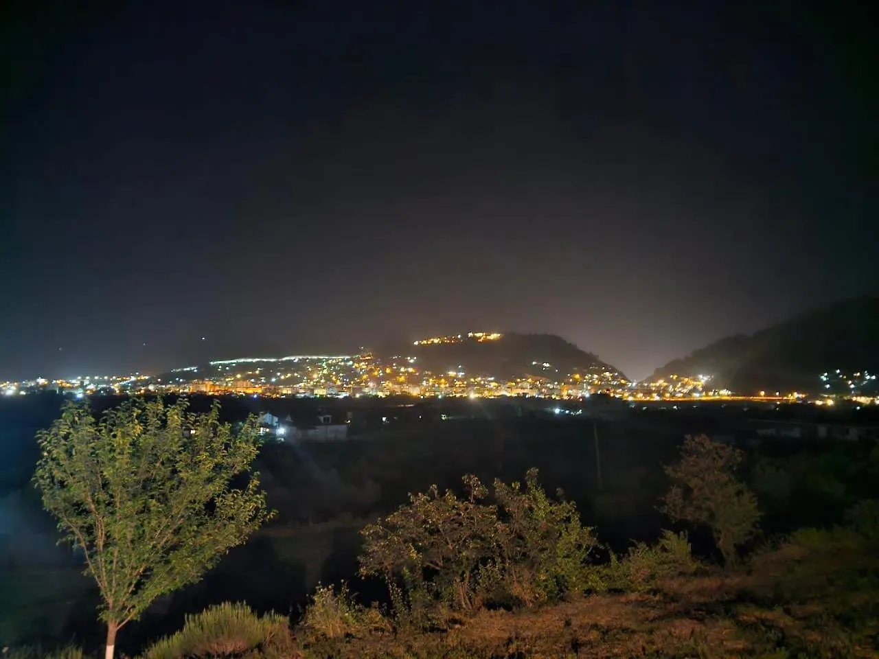 בראט Guesthouse Iljaz אלבניה