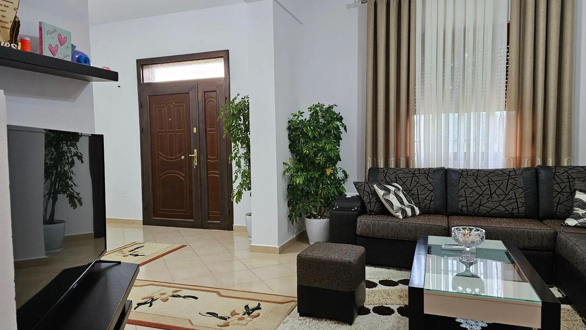 Guesthouse Iljaz Berat 0*,